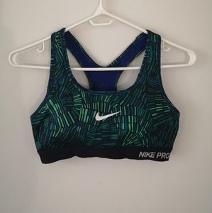 Patterned Nike sports bra S